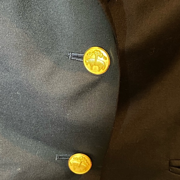 Brooks Brothers Women’s Navy Blazer - Picture 3 of 5